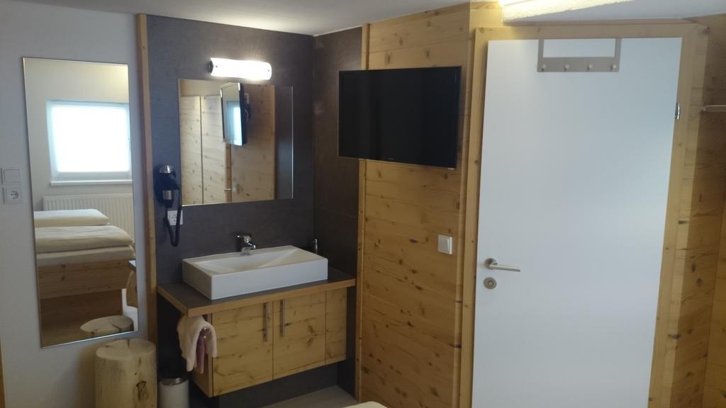 Tischlerei Rudigier Vermietung Kappl  Habitación foto